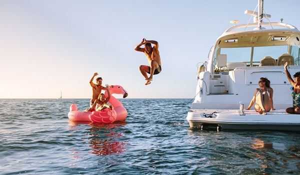Schnellboot-Charter auf Menorca