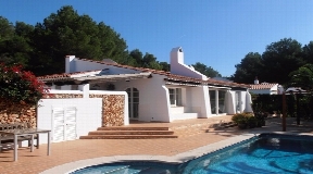 Bungalow auf Menorca in bester Lage zum Verkauf