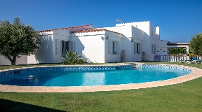 Sehr schöne Villa in Sol Del Este auf Menorca