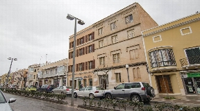 Renovierungsbedürftiges Haus zu verkaufen auf der Hauptstraße von Ciutadella