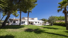 Exklusives Bauernhaus im menorquinischen Stil bei Sant Lluis