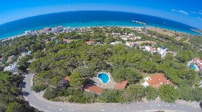 Erstaunliche Villa im Süden Menorcas zu verkaufen mit natürlichem Grün