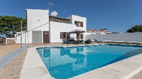 Hervorragende Villa zum Verkauf mit Touristenlizenz in Cala Galdana